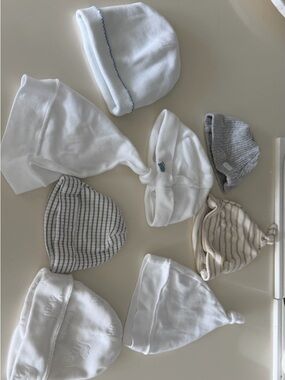 8 newborn and 3M cotton hats